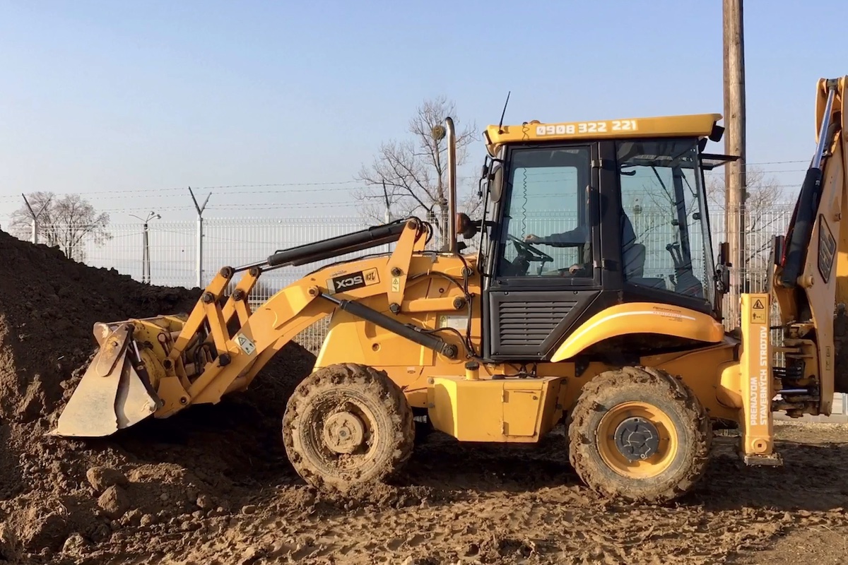 traktorbager jcb 2CX - stavebne stroje Kosice